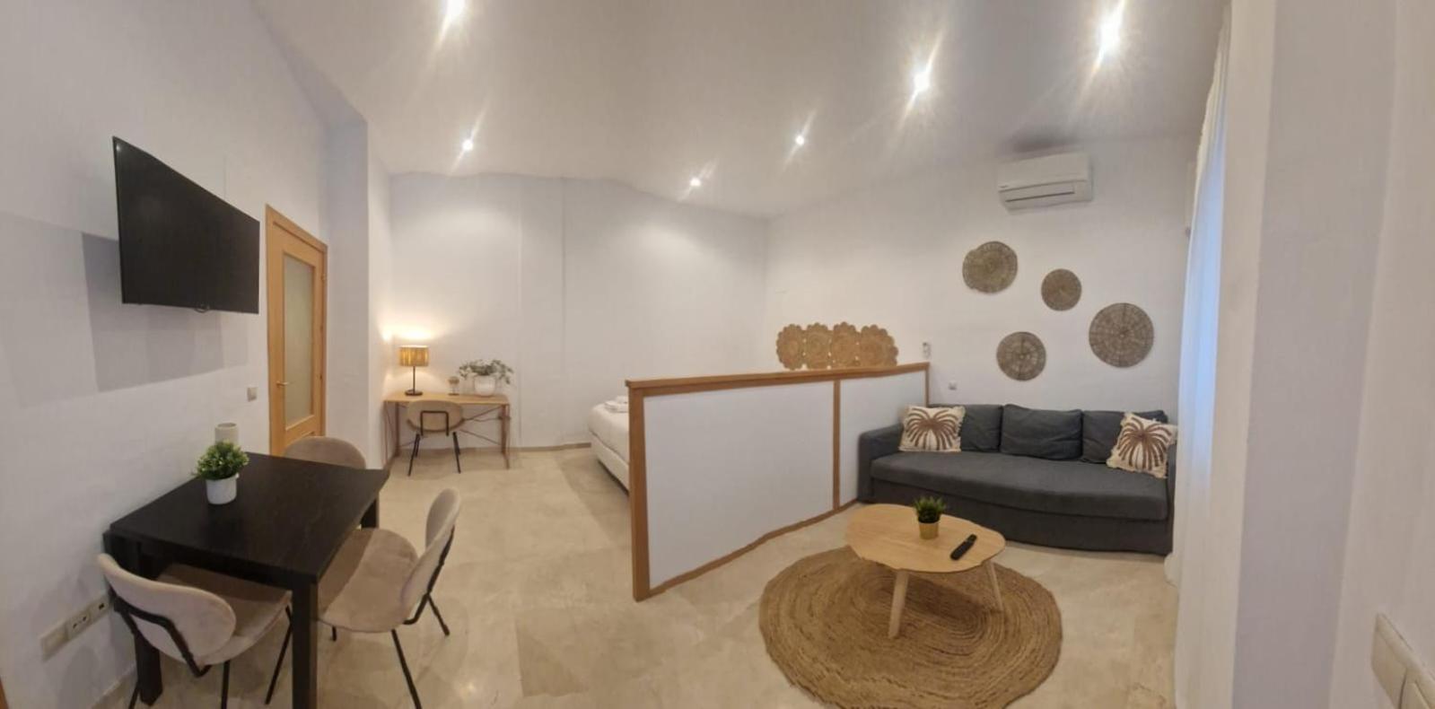 סביליה Isg Apartments Estudio En La Alameda 2 מראה חיצוני תמונה