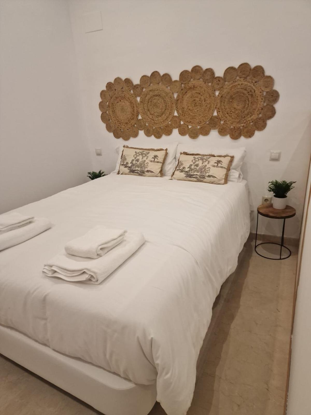 סביליה Isg Apartments Estudio En La Alameda 2 מראה חיצוני תמונה